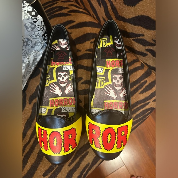 Strange Cvlt size 8 misfits horror flats - Picture 8 of 10